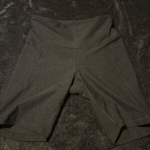 OLD NAVY active wear bike shorts NEVER WORN